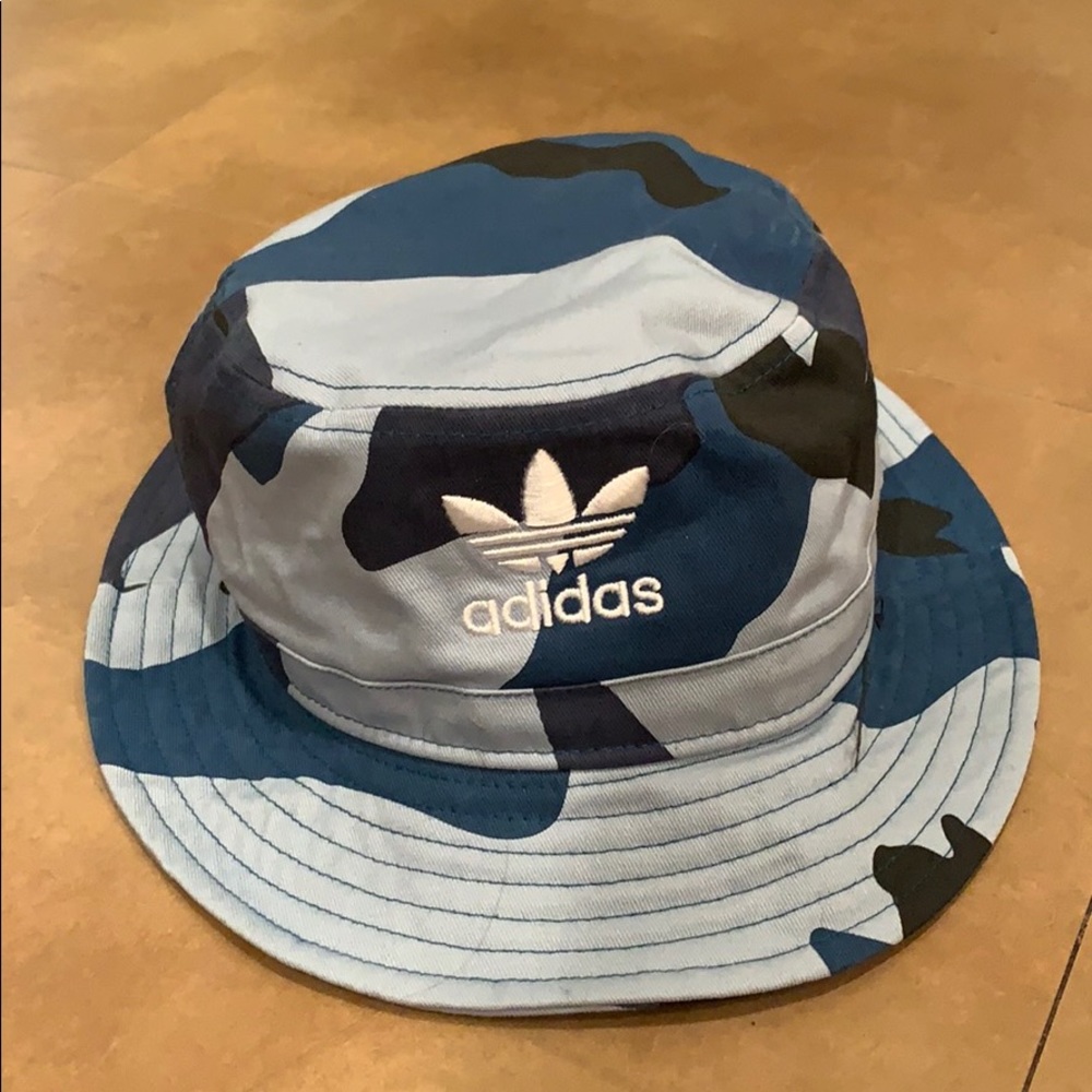 Adidas Bucket Hat